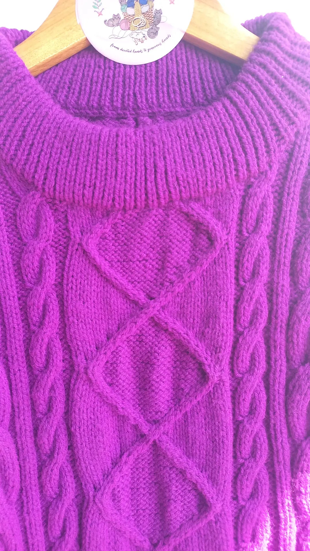 Cabled pullover