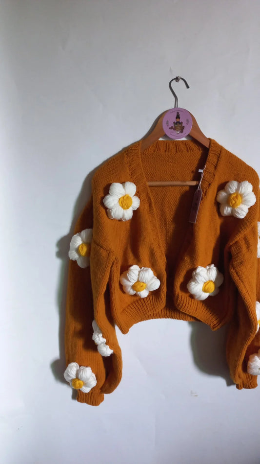 Knitted blossom