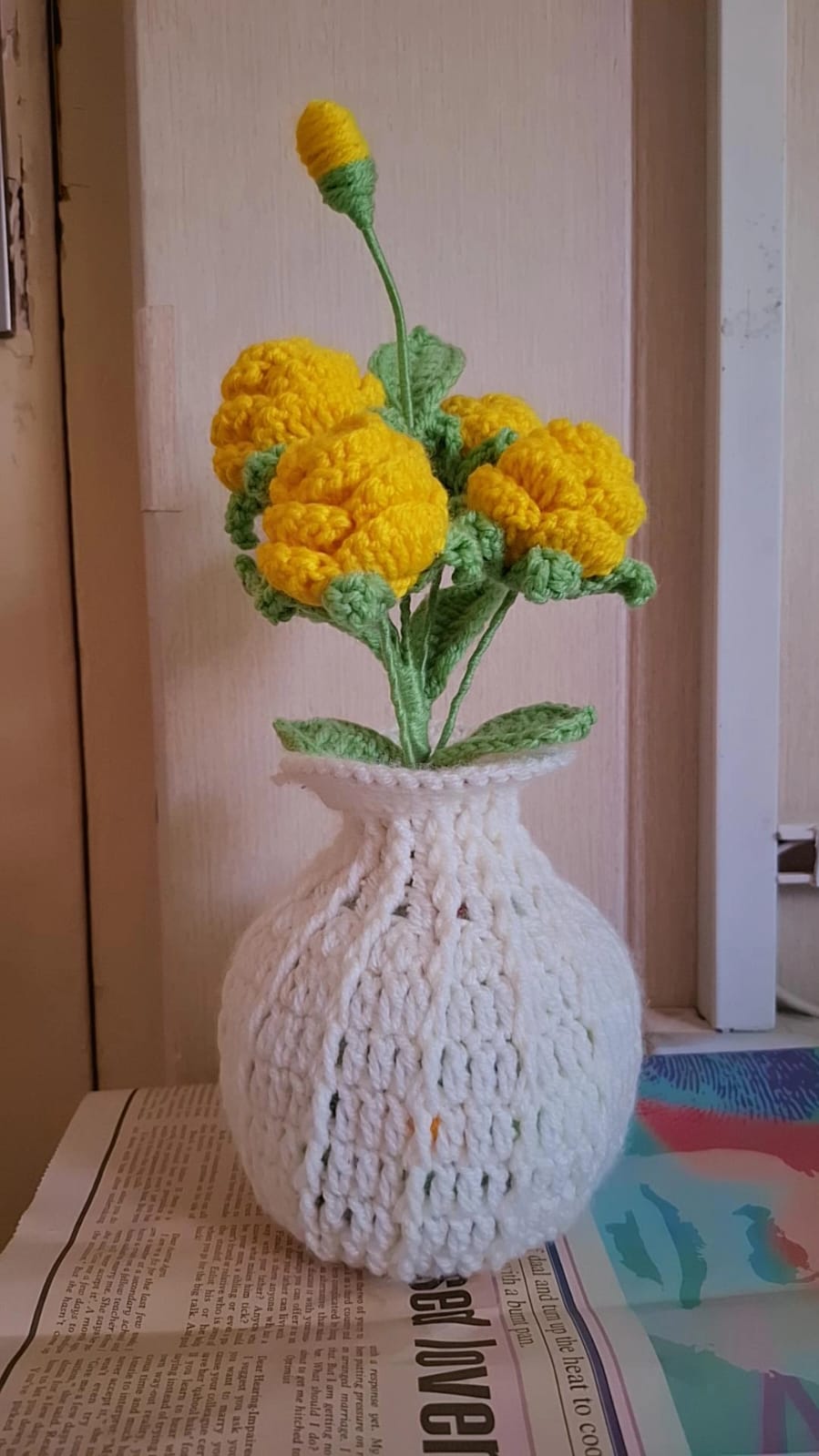 Crochet flower pots