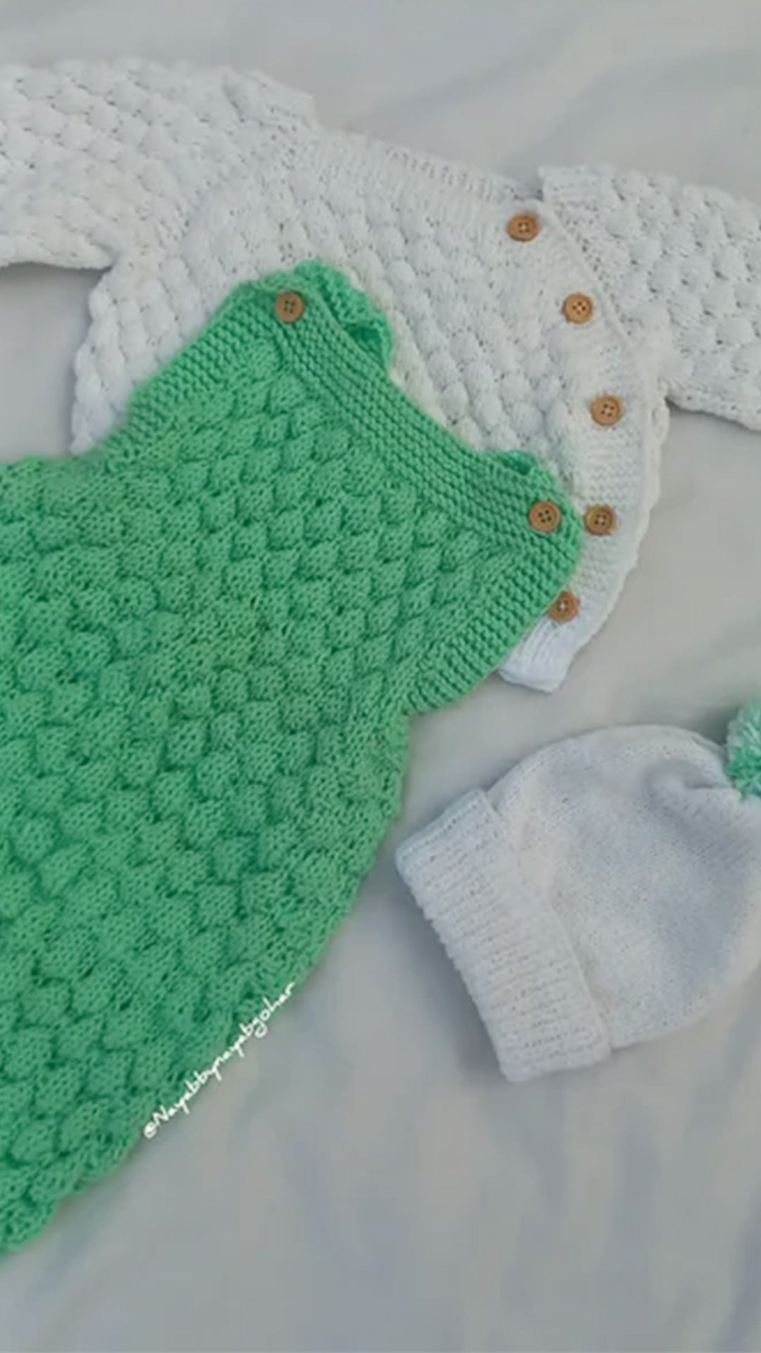 Bobble dungree set