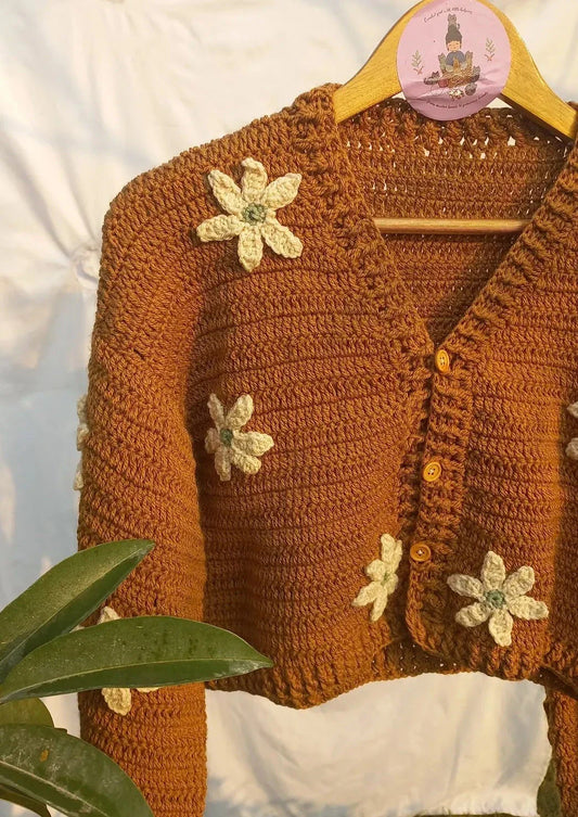 pointed daisy cropped cardigan