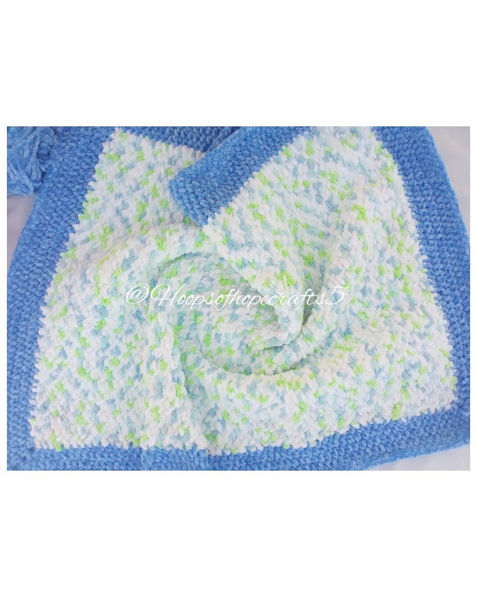 Cuddle&Hugs blanket