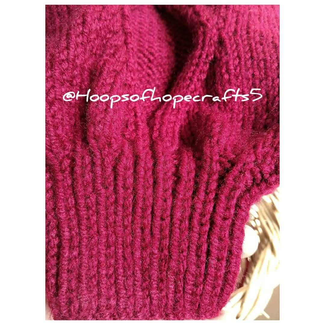 Diamond cables pullover