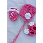 Rosebud bonnet cap set