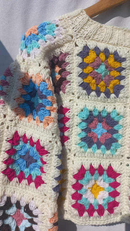 Color flutter jumper