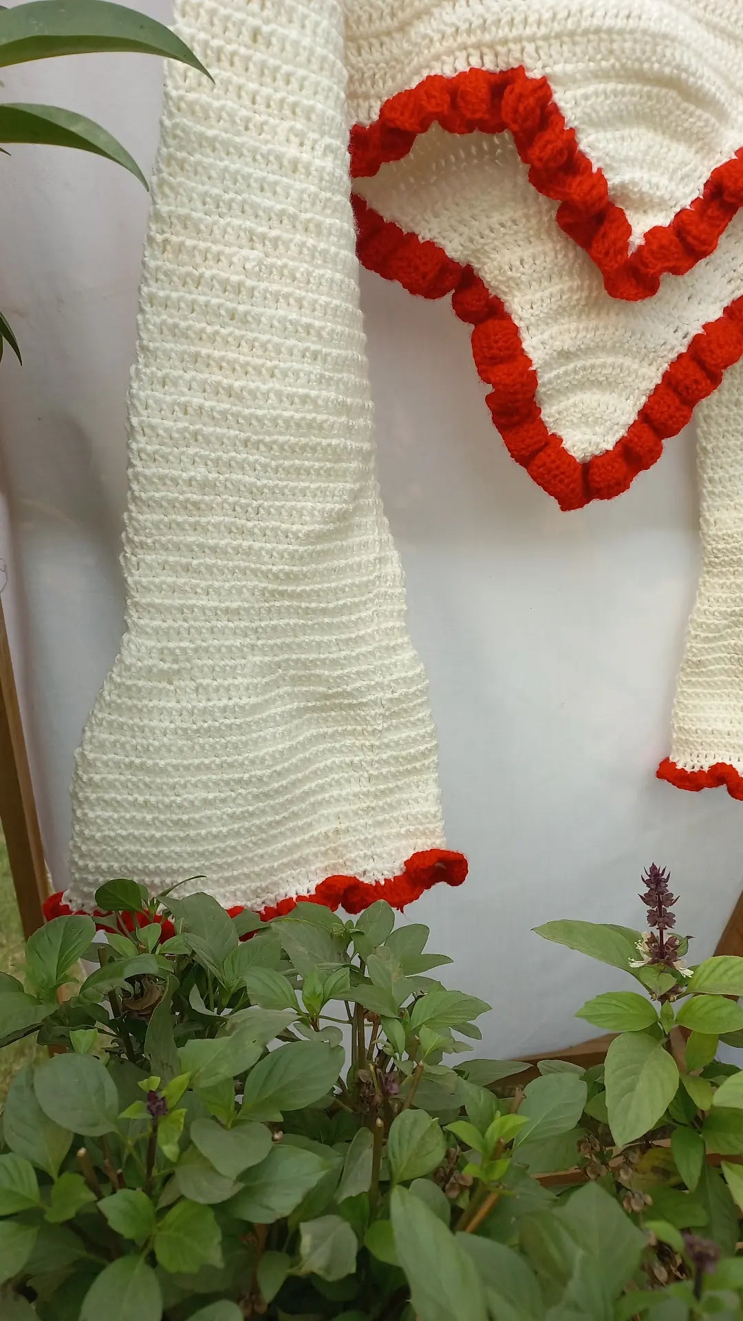 Heart-frills croptop