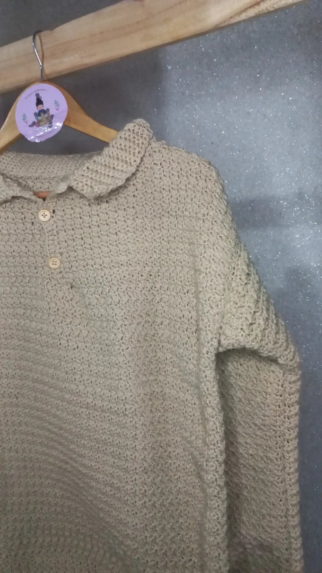Beige Collared pullover/Jumper
