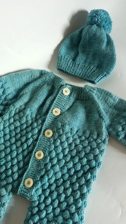 Bubble romper set in soft turquoise.
