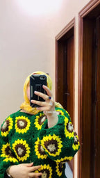 Sunflower sqaure Jumper