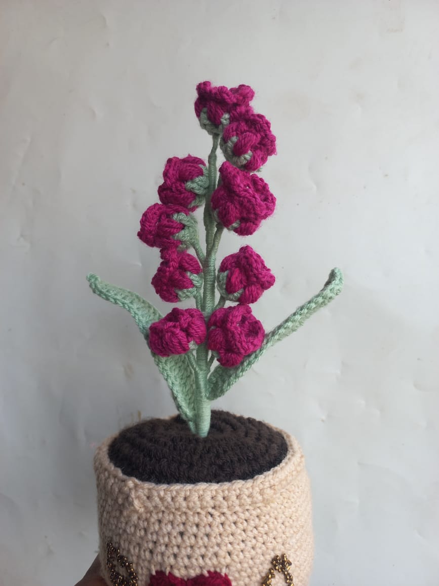 Spinel LOV Pot