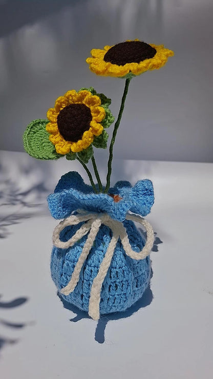 Crochet flower pots