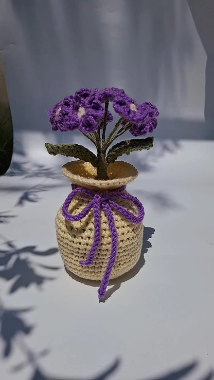 Crochet flower pots