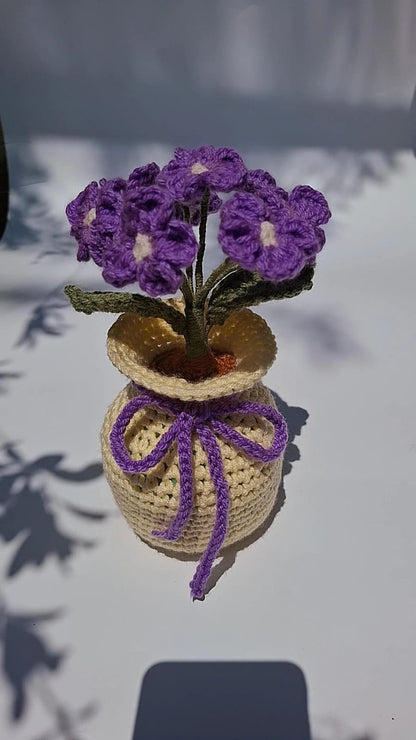 Crochet flower pots