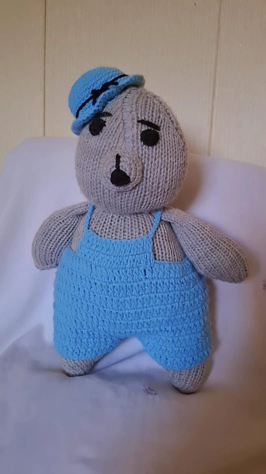 knitted Bear